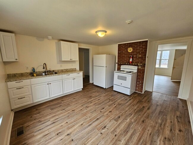 property at 71 Moultonville Rd