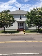 305 1/2 E Main St in Endicott, NY - Building Photo - Building Photo