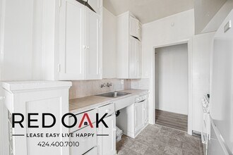 335 S Berendo St, Unit 301 in Los Angeles, CA - Foto de edificio - Building Photo