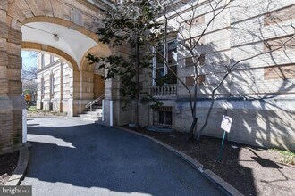 1851 Columbia Rd NW in Washington, DC - Building Photo - Building Photo