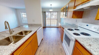 1901 Desoto St in St. Paul, MN - Building Photo - Building Photo
