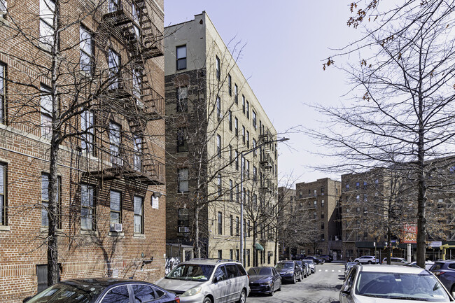 823 E 147th St in Bronx, NY - Building Photo - Building Photo