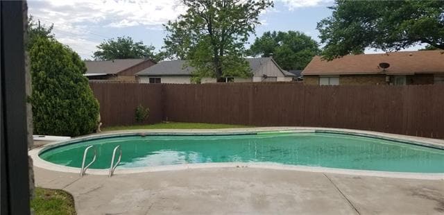 property at 5228 Runyon Dr