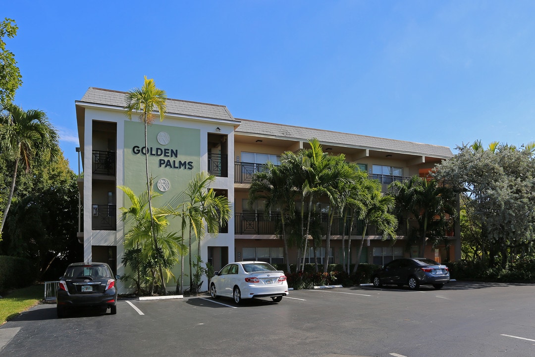 Golden Palms in Boca Raton, FL - Foto de edificio
