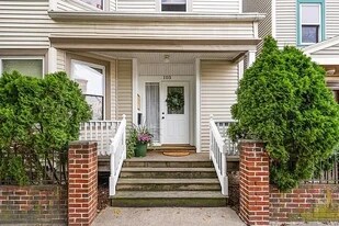 103 Hancock St, Unit 1 in Boston, MA - Building Photo