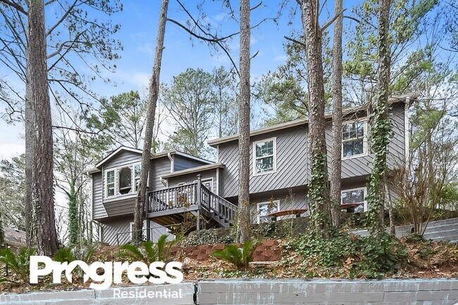 property at 249 Castleair Dr NE