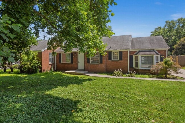 1001 Horseshoe Dr