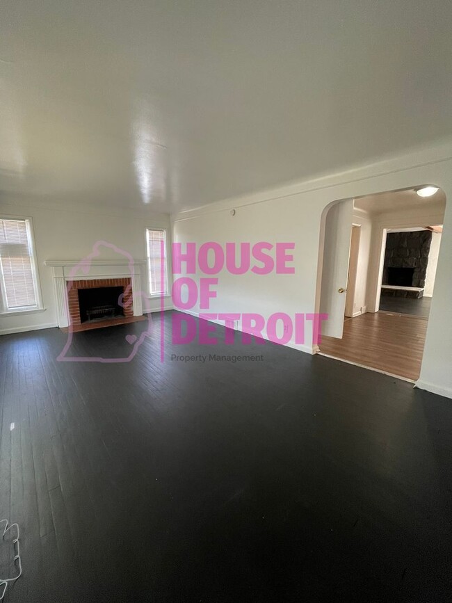 15064 Whitcomb in Detroit, MI - Building Photo - Building Photo