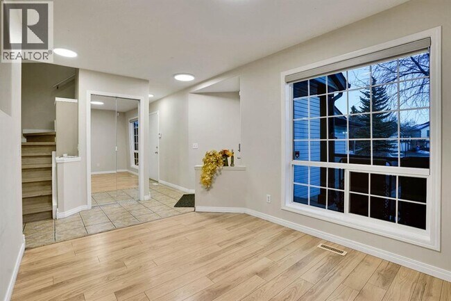 58 Lakeview Bay in Chestermere, AB - Building Photo - Building Photo