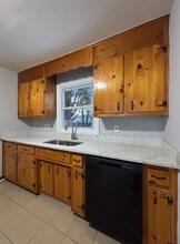 2219 S Whitehill Dr in Petersburg, VA - Foto de edificio - Building Photo