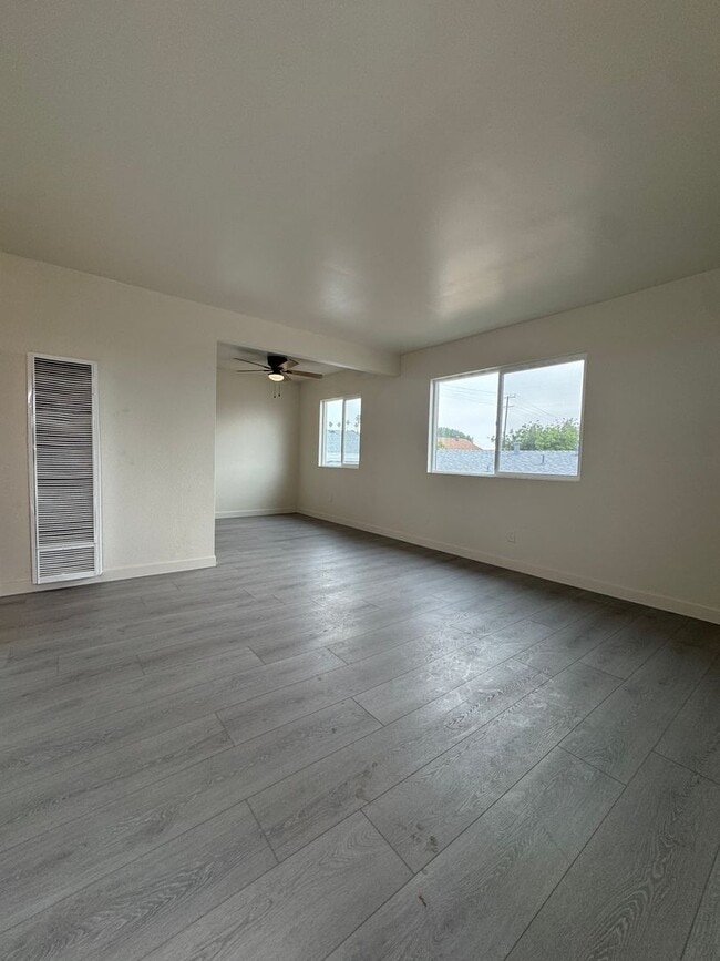 3542 E 6th St in Los Angeles, CA - Building Photo - Building Photo