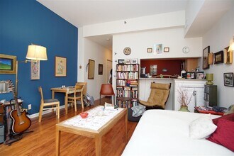 158 Wayne St in Jersey City, NJ - Building Photo - Building Photo