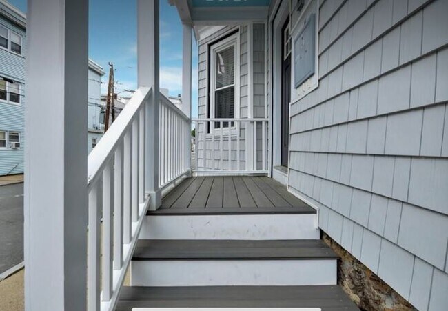 6 Raven St in Boston, MA - Building Photo - Building Photo