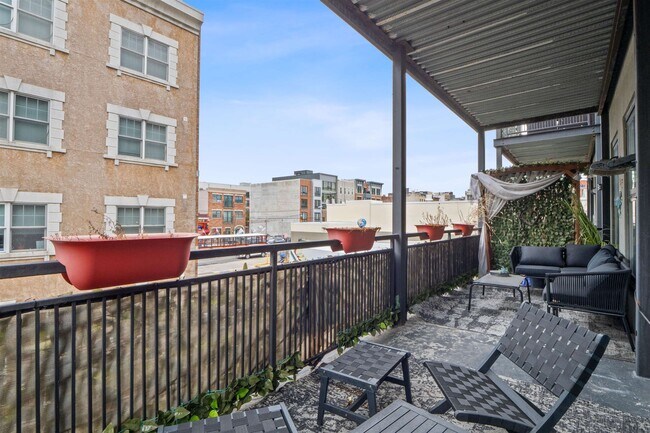610 Clinton St in Hoboken, NJ - Building Photo - Building Photo