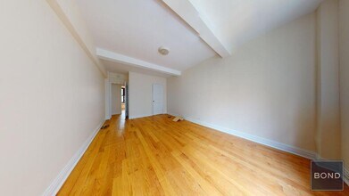 141 E 56th St in New York, NY - Building Photo - Building Photo