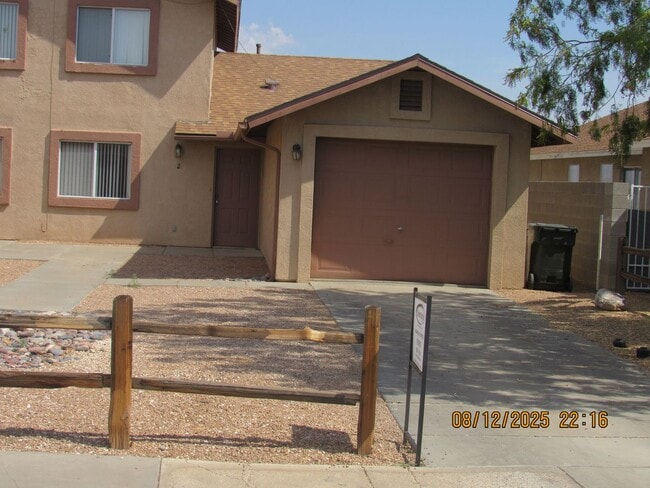 2469 Armour Ave in Kingman, AZ - Building Photo - Building Photo