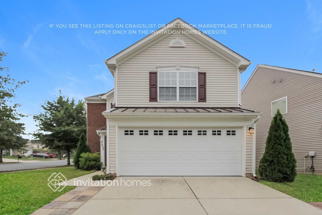 9450 Macquarie Ln in Charlotte, NC - Building Photo
