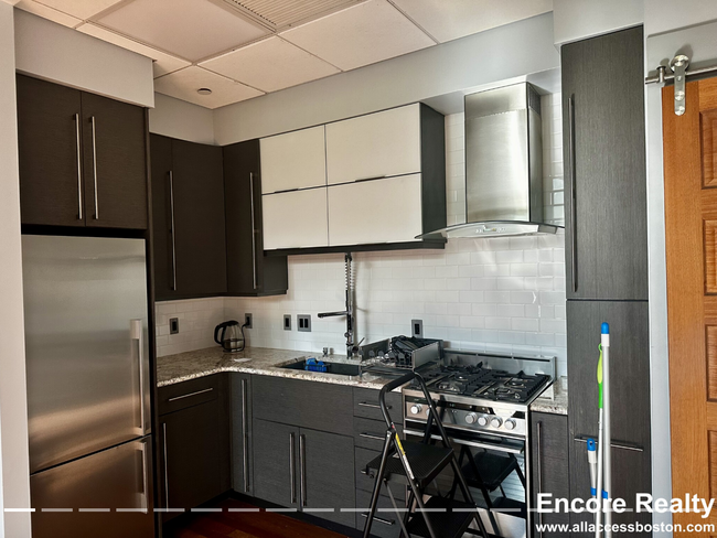 property at 715 Tremont St