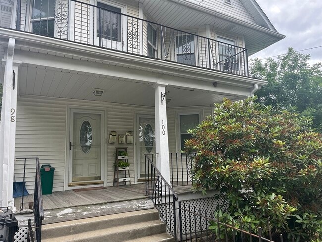 98 Dexter Ave in Watertown, MA - Building Photo - Building Photo