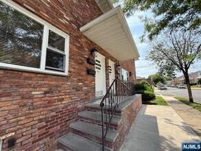 405 8th St in Carlstadt, NJ - Building Photo - Building Photo
