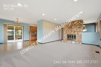 802 N Nevada Dr in Longview, WA - Building Photo - Building Photo