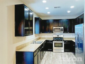 5686 Diamond Palm Ct in Las Vegas, NV - Building Photo - Building Photo