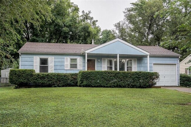 9006 E 74th St in Raytown, MO - Building Photo - Building Photo