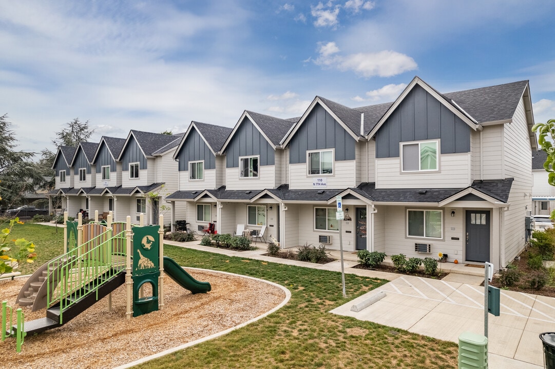 Brooks Terrace in Cornelius, OR - Building Photo