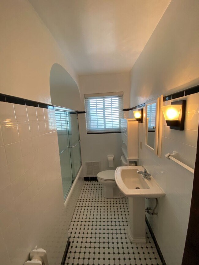 216-218-218 Bigham St in Pittsburgh, PA - Building Photo - Building Photo