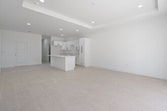 5245-5247 26th St SW in Lehigh Acres, FL - Building Photo - Building Photo