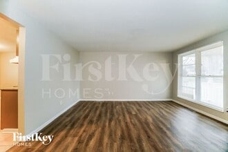 1061 Harwood Dr in Columbus, OH - Building Photo - Building Photo