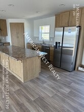 3 McMillian Way in Powell, WY - Building Photo - Building Photo