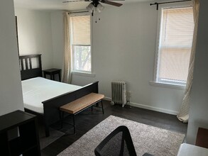 1022 Pine St in Philadelphia, PA - Building Photo - Building Photo