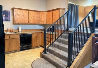 120 Kent Ln in Hamilton, MT - Building Photo - Building Photo