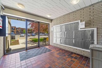 65 Timmins Crescent in Chatham, ON - Building Photo - Building Photo