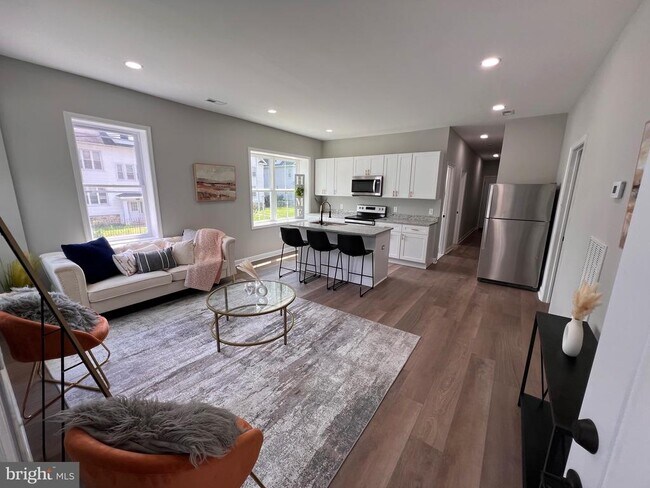 3100 Wolcott Ave in Baltimore, MD - Building Photo - Building Photo