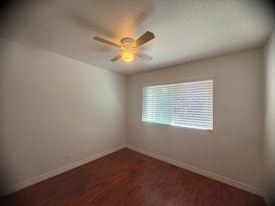 21496 Firwood in Lake Forest, CA - Building Photo