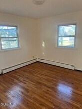 17 Tennessee Ave in Albany, NY - Foto de edificio - Building Photo