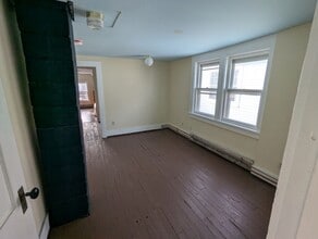 107 Hawley St in Buffalo, NY - Building Photo - Building Photo