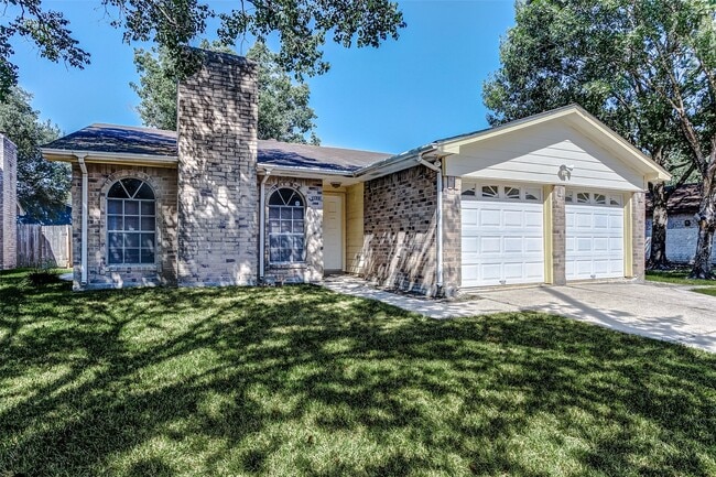property at 5423 Fawn Trail Ln