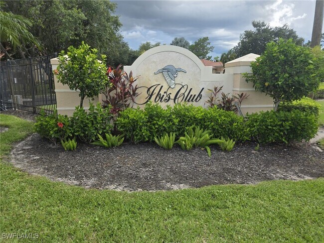 property at 8245 Ibis Club Dr