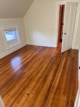 135 Silver St, Unit 135 Silver St in Greenfield, MA - Foto de edificio - Building Photo