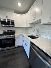 207 Redwood Ave in Paterson, NJ - Building Photo - Building Photo