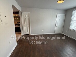 1243 Penn St NE in Washington, DC - Building Photo - Building Photo