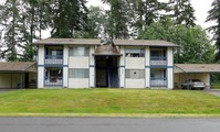 9822 158th St E in Puyallup, WA - Foto de edificio - Building Photo