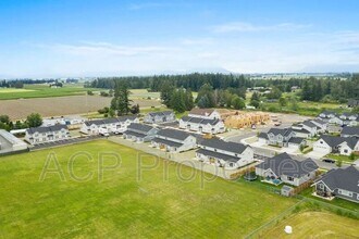 2261 Currant St in Lynden, WA - Building Photo - Building Photo