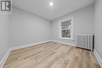 484 Gilmour St in Ottawa, ON - Building Photo - Building Photo