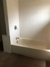 1637 Outer Dr E in Detroit, MI - Building Photo - Building Photo