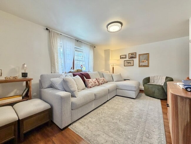 property at 196 6th St