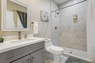 1377 St Bernard Ave in New Orleans, LA - Building Photo - Building Photo